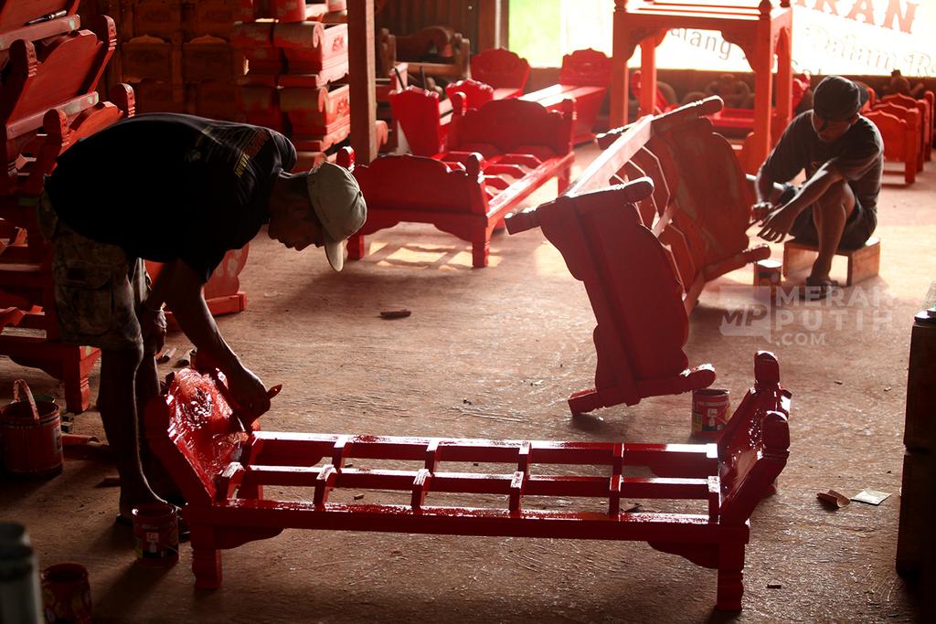 gambar diambil dari https://www.merahputih.com/post/read/menilik-sentra-kerajinan-gamelan-kuningan-daliyo-legiyono-yogyakarta-sejak-1954